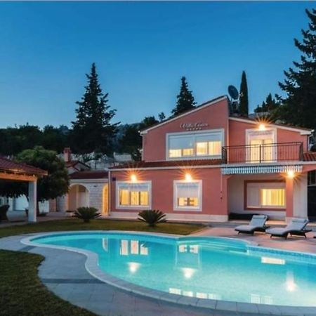 Villa Fabry Ploce  Luaran gambar
