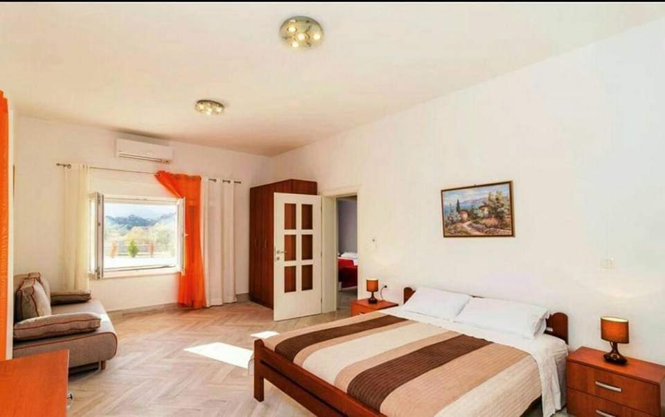 Villa Fabry Ploce  Luaran gambar