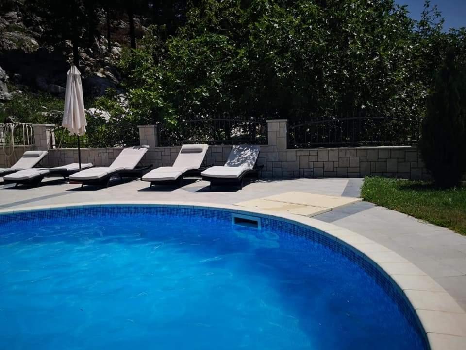 Villa Fabry Ploce  Luaran gambar