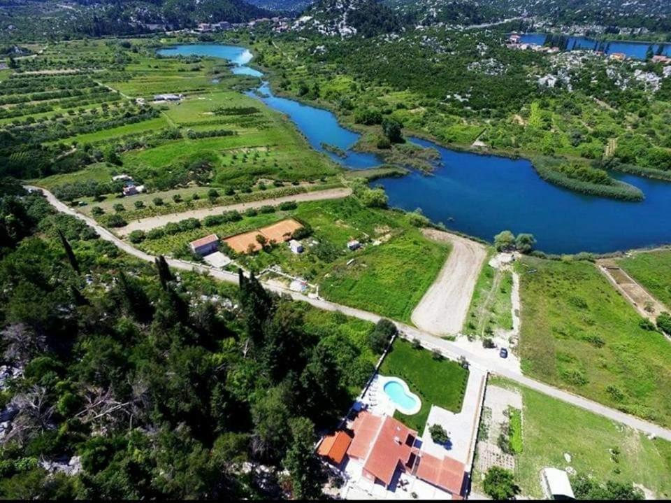 Villa Fabry Ploce  Luaran gambar