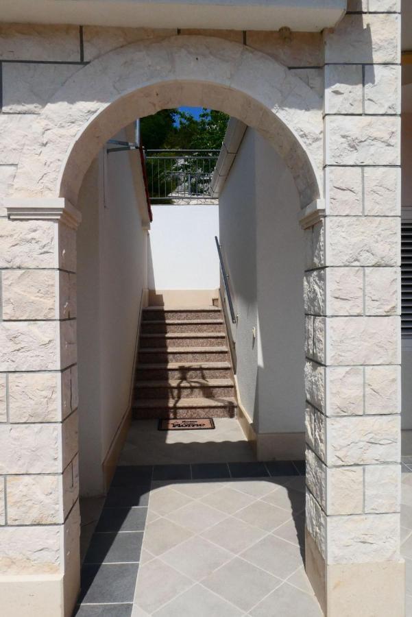 Villa Fabry Ploce  Luaran gambar